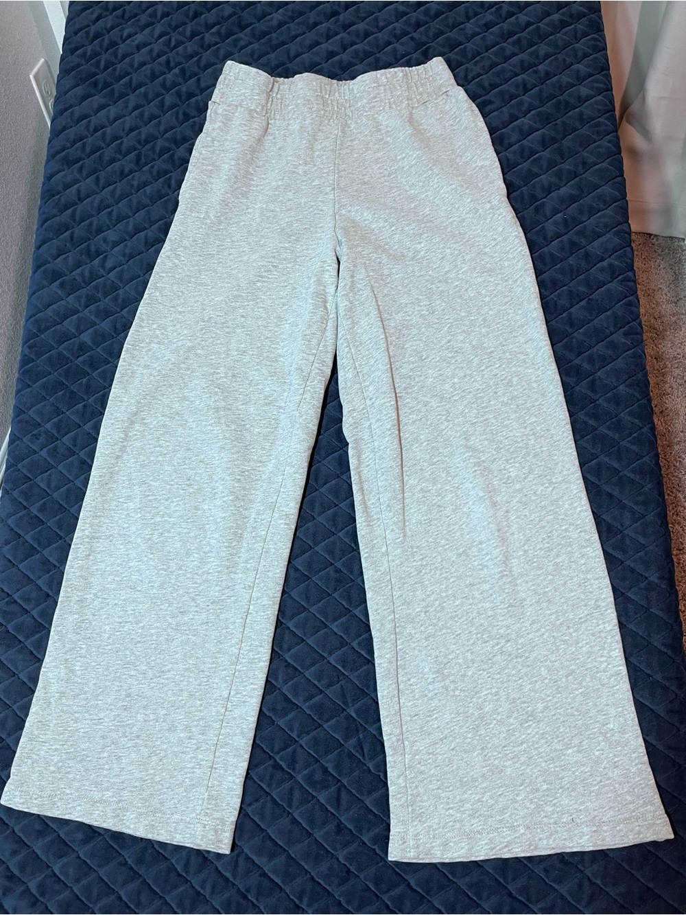 Light Gray Wide-Leg Women’s Sweatpants - Small - Loungewear Casual Loose Fit XS